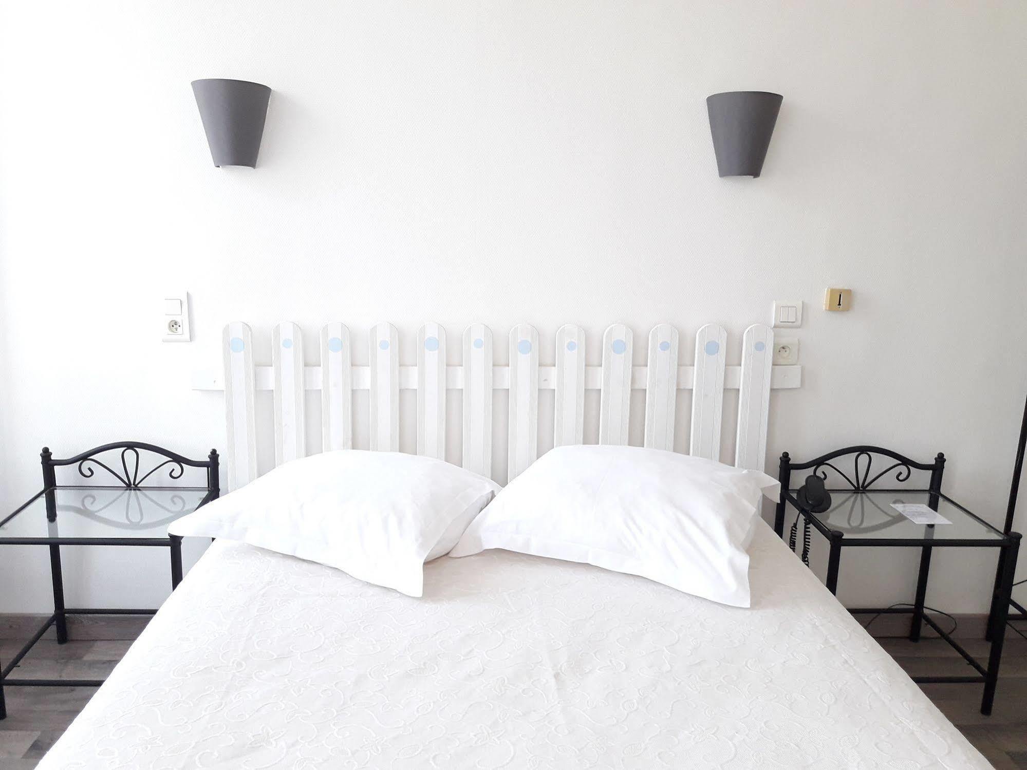 Hotel Au Nouvel 2*